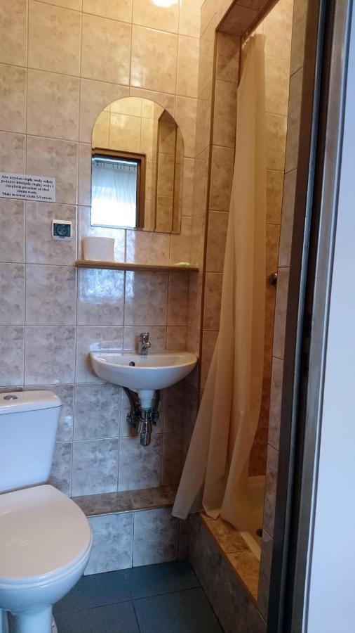 Dom Weselny Wenus Pokoje Hotelowe Przedborz Kültér fotó